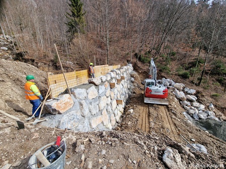 Sanacijska obnova vodotokov in hudournikov po poplavah  (4)